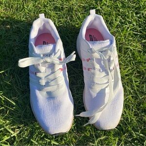 BCG women’s sneakers 9.5